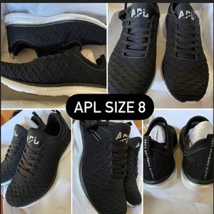 New APL Women’s Techloom Phantom Black Size 8